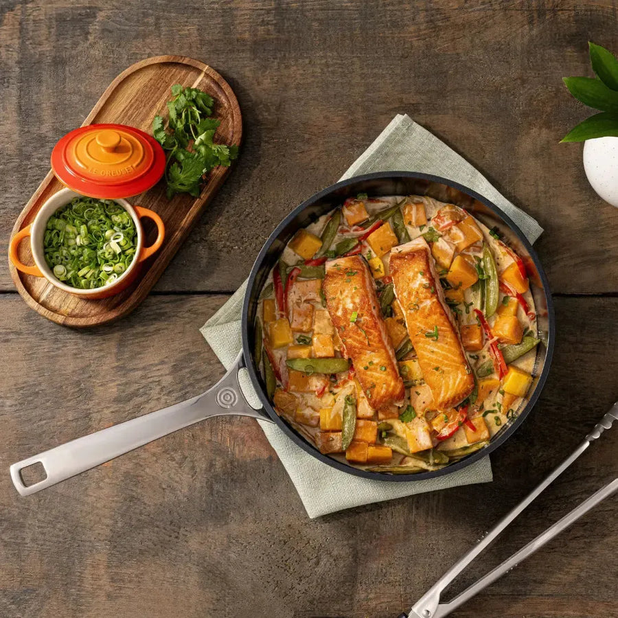 PRÉ-VENDA: Frigideira Rasa Antiaderente 20cm ENSC Le Creuset