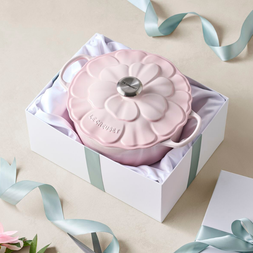 PRÉ-VENDA: Panela Redonda Signature Petal Shell Pink 5,3L 26cm Le Creuset