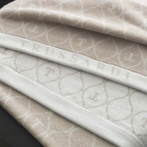 Toalha Rosto Speciale Jacquard Fio Tinto Nocciola / Branca Trussardi
