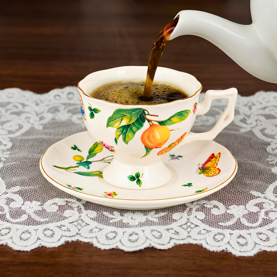 Jogo 6 Xícaras de Café com Pires Jardim de Limão Siciliano Cerâmica Filete Dourado 120ml