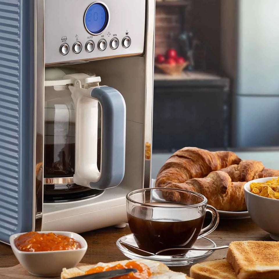 Cafeteira Vintage Azul 4 a 12 Xícaras 127V 900W Ariete