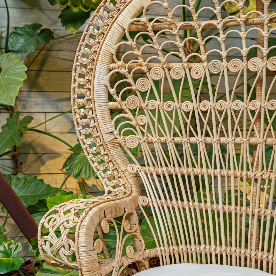 Poltrona Pavão Rattan Trançado Bahali 108x78x168cm