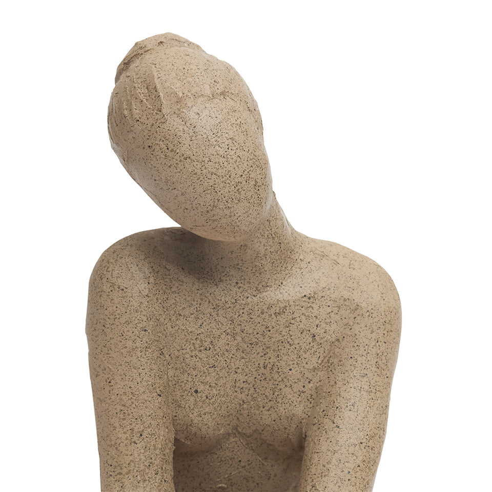 Escultura Mulher em Poliresina Areia Serena Mart 21,5x11x29cm