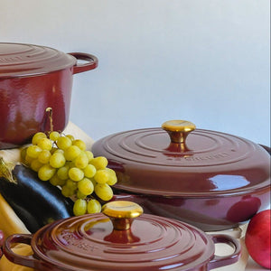 Caçarola Buffet Signature Rhone com Pegador Dourado 3,5L 30cm Le Creuset
