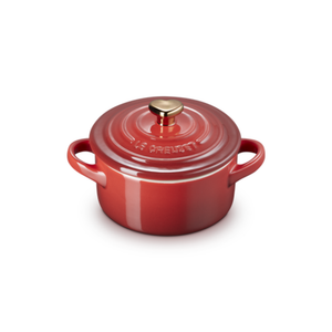 Mini Cocotte Cerâmica Vermelho com Pegador Coração Dourado Le Creuset