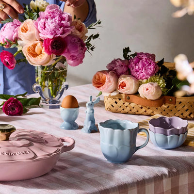 Caneca Cerâmica Anemone Petal Coastal Blue 330ml Le Creuset