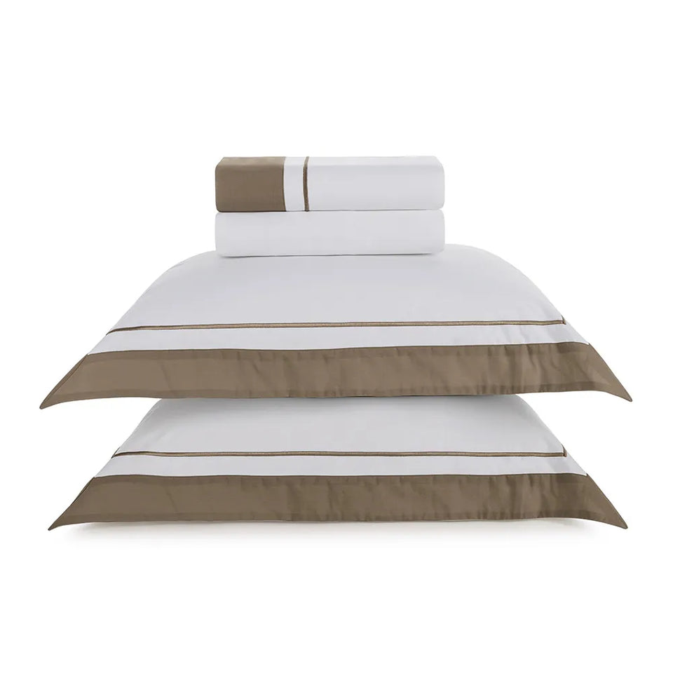 Jogo de Cama King Fiesole 4 Pçs 200 Fios 100% Algodão Branco / Marrone Trussardi