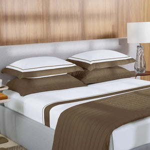 Jogo de Cama King Fiesole 4 Pçs 200 Fios 100% Algodão Branco / Marrone Trussardi