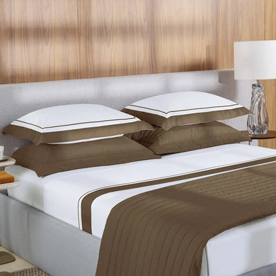 Jogo de Cama Fiesole 4 Pçs 200 Fios 100% Algodão Branco / Marrone Trussardi
