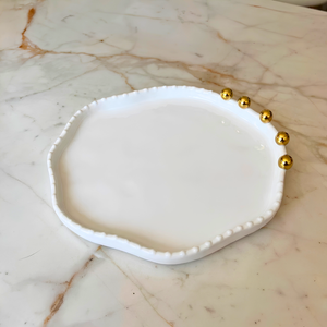 Bandeja Porcelana Branca com Esferas Douradas 24cm