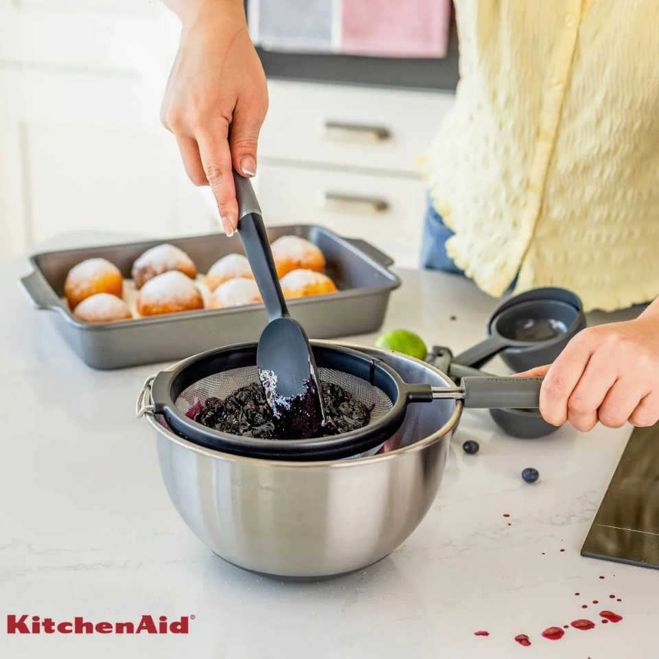 Espátula Clássica em Silicone Confeitaria Cinza KitchenAid