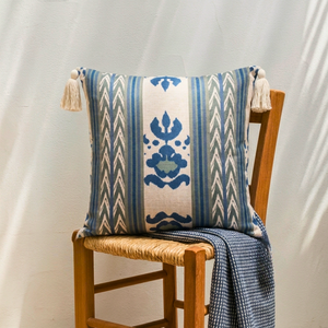 Almofada Linho 52X52 Ikat Off White e Verde Tassel