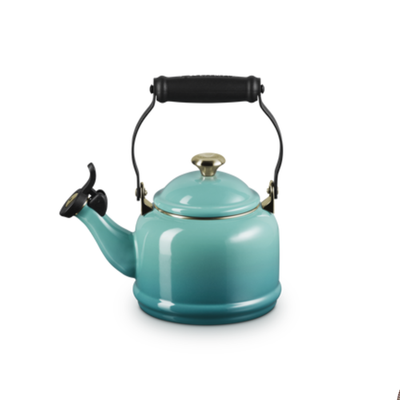 Chaleira Demi Aço Carbono Bleu Riviera com Pegador Dourado 1,1L Le Creuset