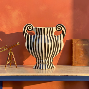 Vaso Grecco Preto e Branco Spirale