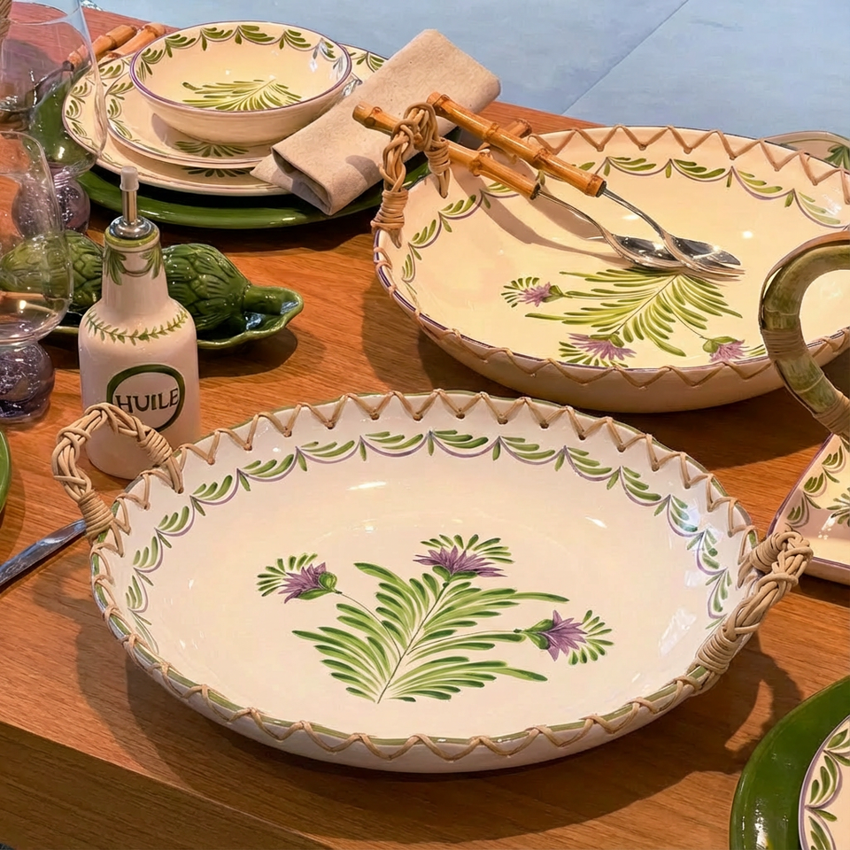 Travessa Redonda Cerâmica com Alça em Junco Flor de Alcachofra
