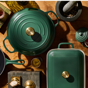 PRÉ-VENDA: Skillet Redonda com Alça Signature Foret 26cm Le Creuset