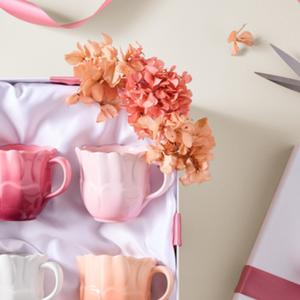 Caneca Cerâmica Anemone Petal Shell Pink 330ml Le Creuset