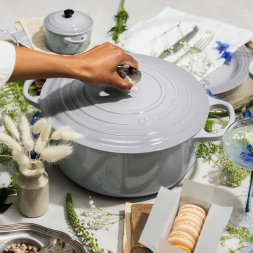 Panela Le Creuset Redonda Signature Château 5,3L 26cm