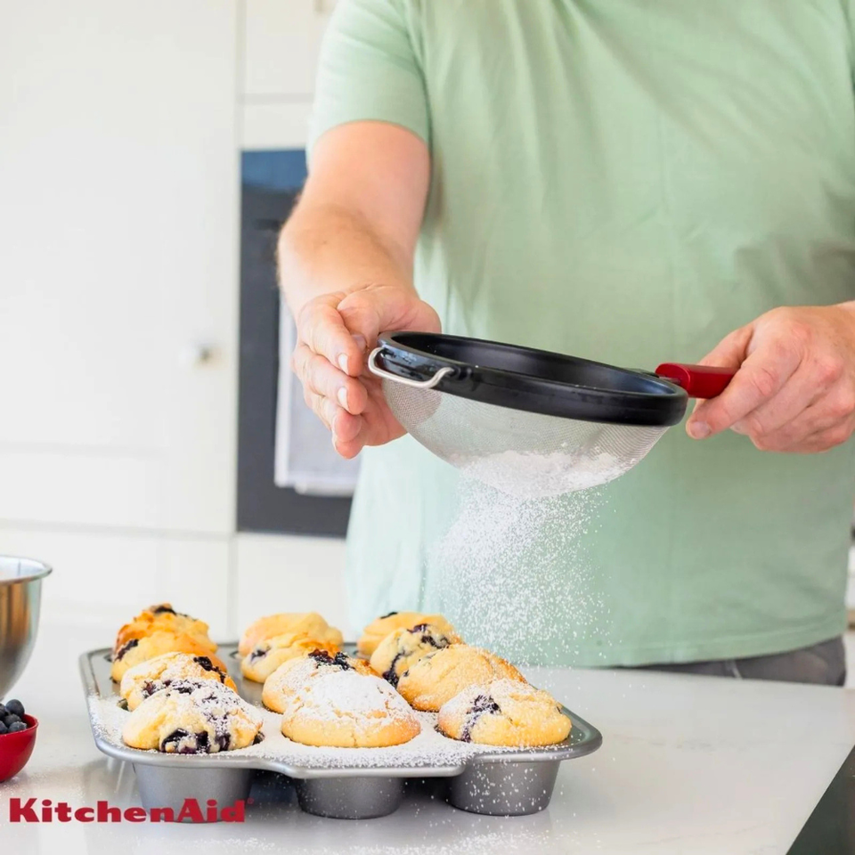 Peneira em Aço Coar Polvilhar Cozinha Vermelha KitchenAid