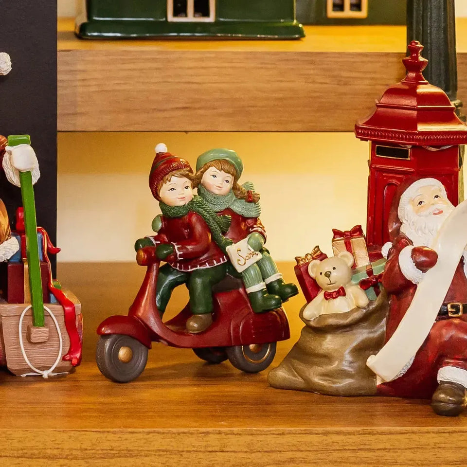 Adorno Decorativo Natal Resina Crianças Lambreta Verde / Vermelho