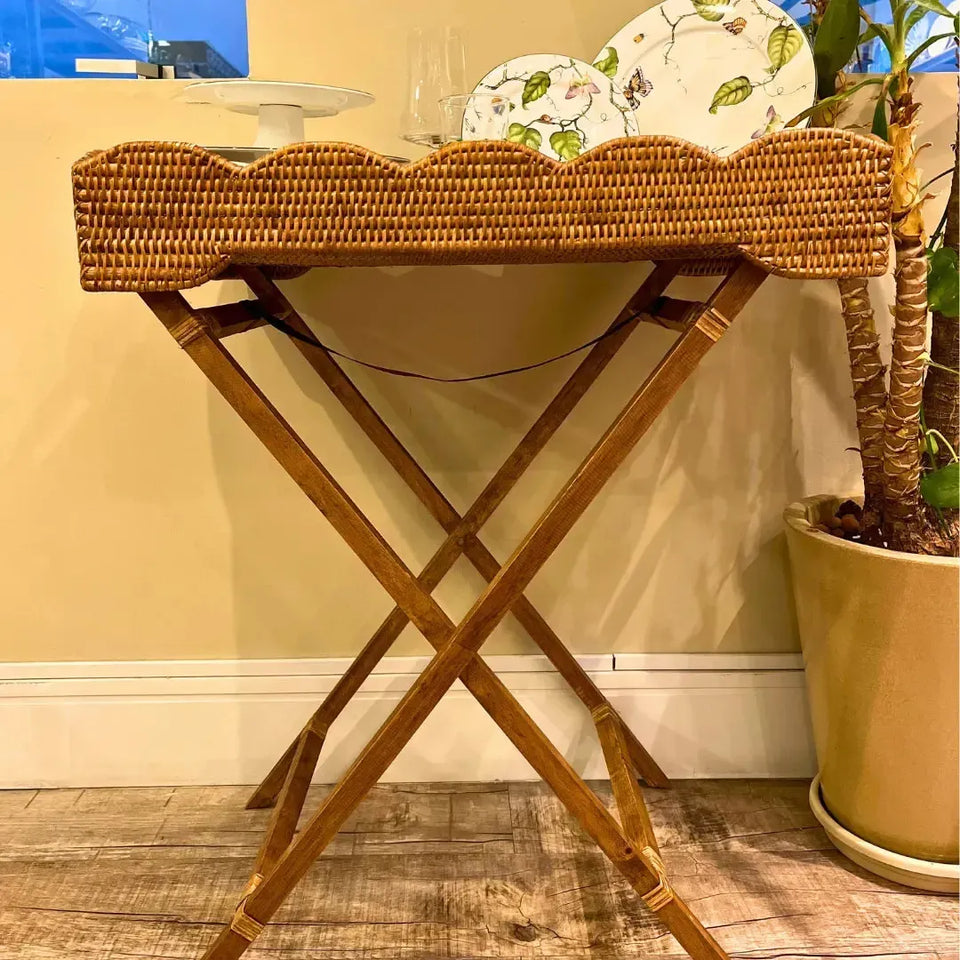 Bandeja Grande em Rattan com Pés Bahali 65x45x75cm