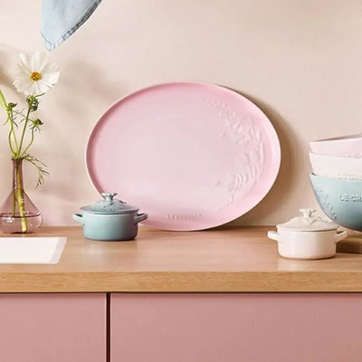 Bandeja de Servir Oval Cerâmica Jardin Shell Pink 36cm Le Creuset