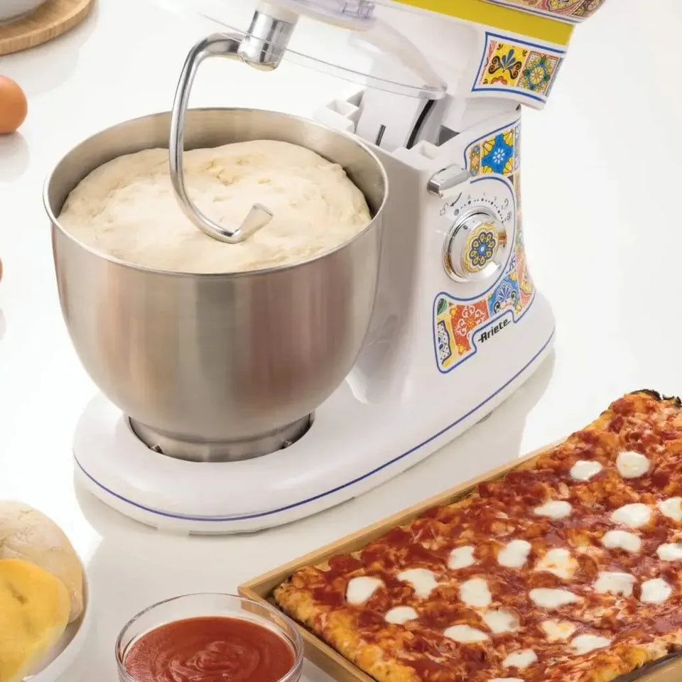 Batedeira Planetária 1558 Positano 220V 600W 5,5L Ariete