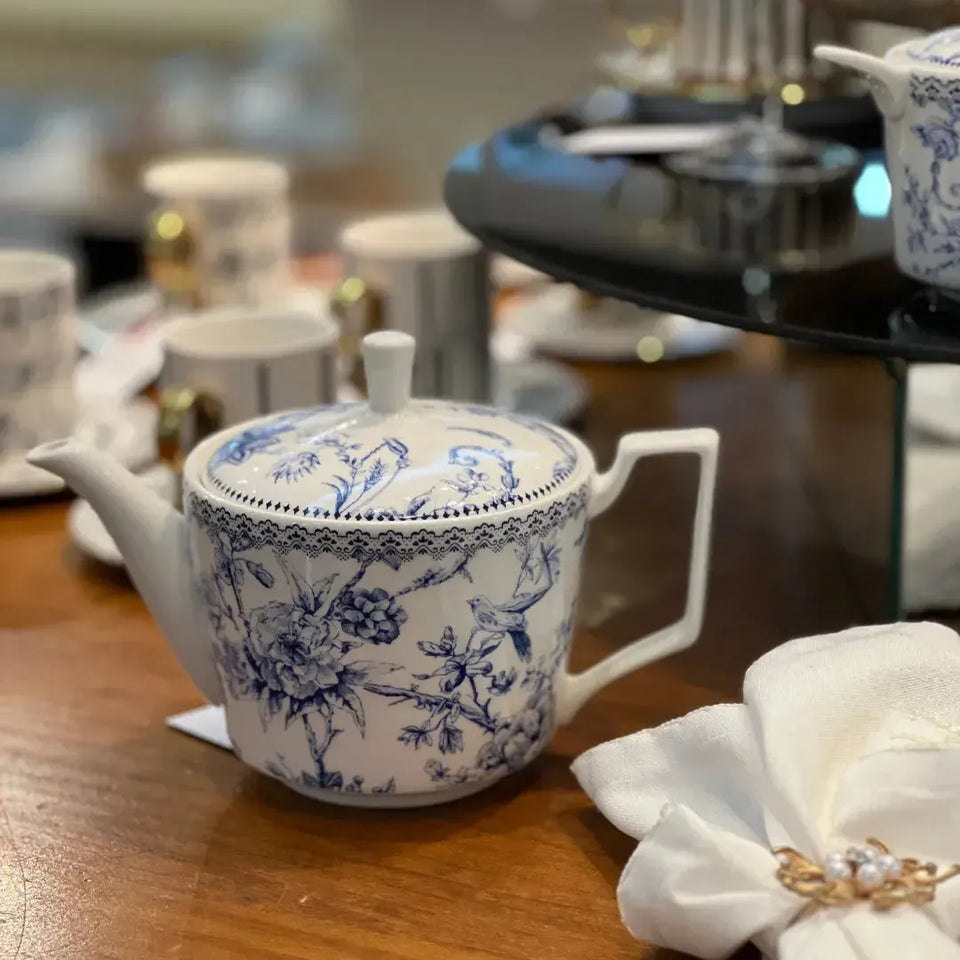 Bule de Chá com Pires New Bone China Hortênsia 750ml Azul L'Hermitage