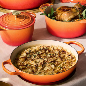 Caçarola Buffet Signature Flamme Dorée com Pegador Dourado 3,5L 30cm Le Creuset
