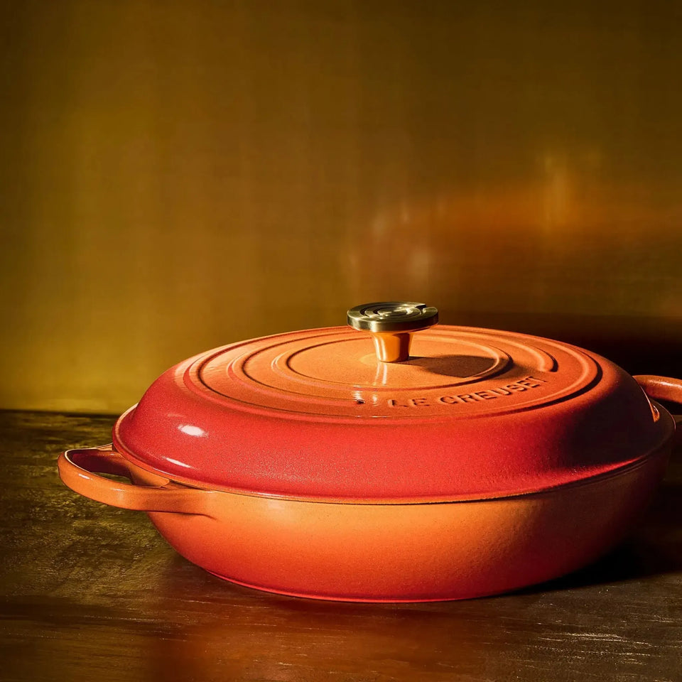 Caçarola Buffet Signature Flamme Dorée com Pegador Dourado 3,5L 30cm Le Creuset