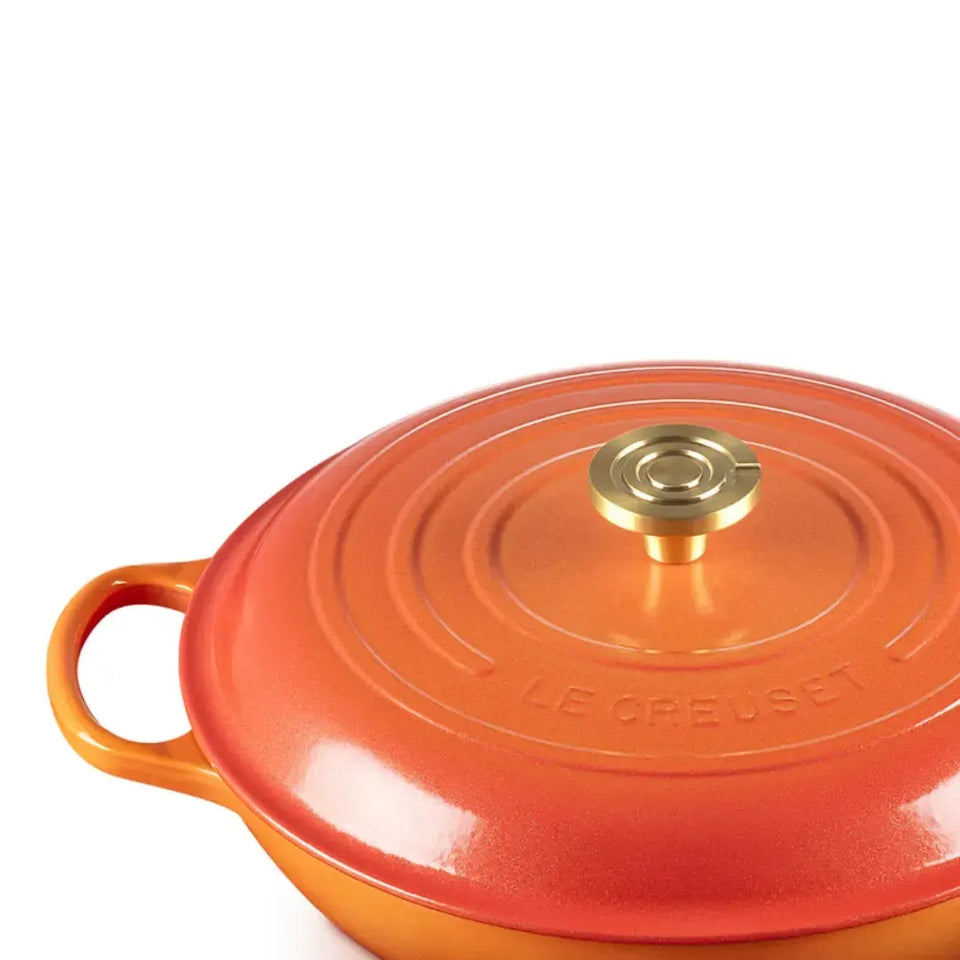 Caçarola Buffet Signature Flamme Dorée com Pegador Dourado 3,5L 30cm Le Creuset