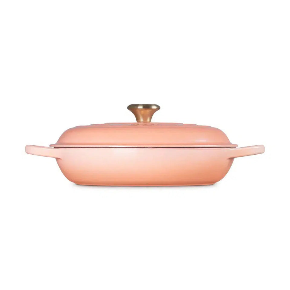 Caçarola Buffet Signature Peche com Pegador Dourado 3,2L 30cm Le Creuset