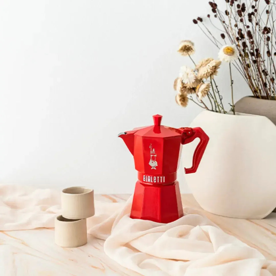 Cafeteira Moka Express Serve 6 Xícaras Exclusive Vermelha Bialetti