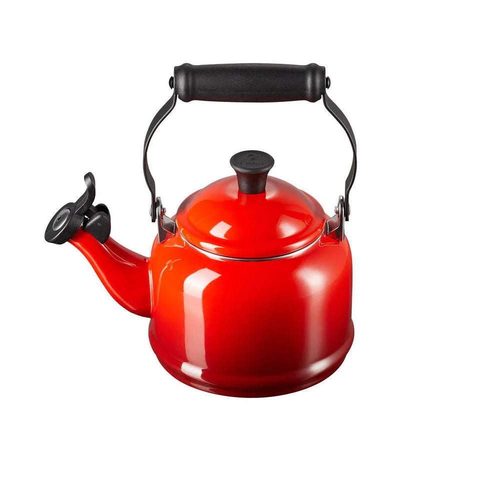 Chaleira Demi Aço Carbono Vermelha 1,1L Le Creuset