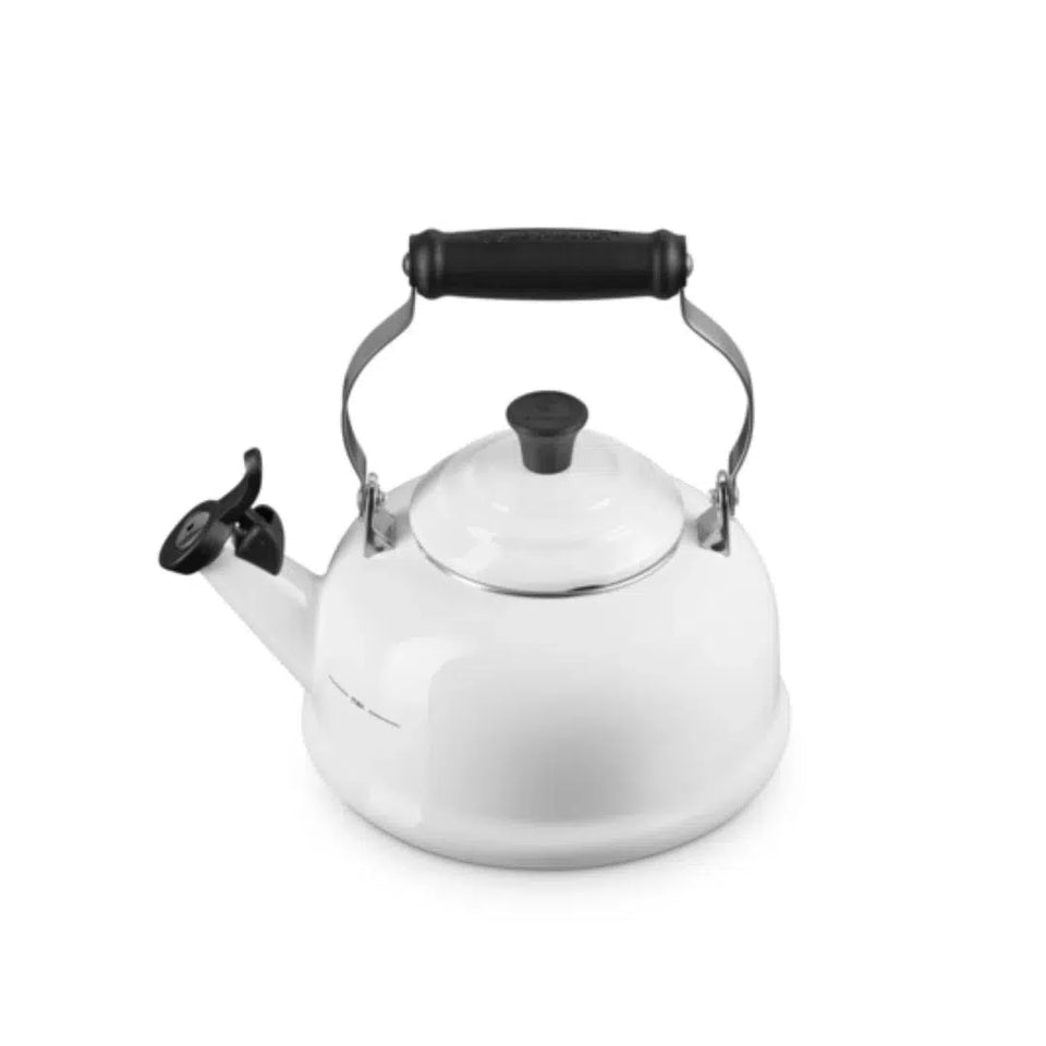 Chaleira Tradicional Com Apito 1,6L Branca Le Creuset