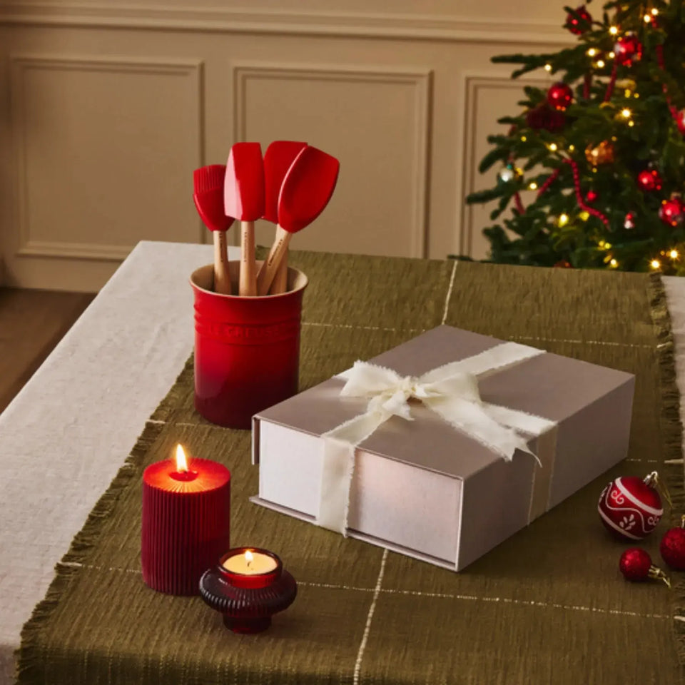 Conjunto 3 Espátulas e 1 Pincel Craft com Porta Utensílios Cerâmica Clássico Vermelho 1,1L Le Creuset