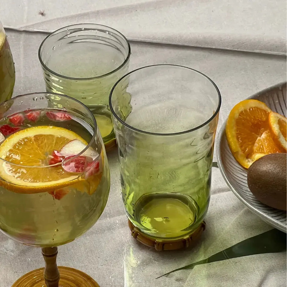 Conjunto 6 Copos Longos Acrilico Verde com base Detalhe Formato Bambu 650ml