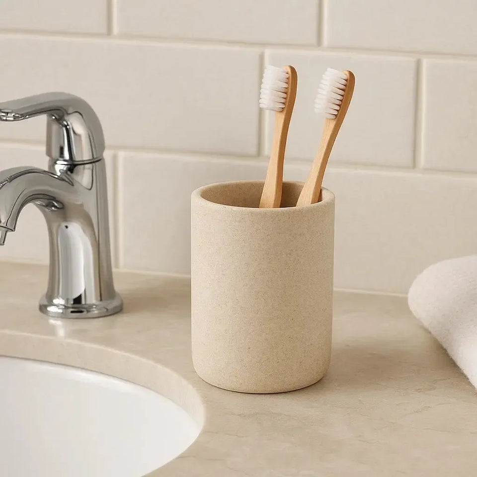 Copo em Poliresina Off White 10x7cm Mart