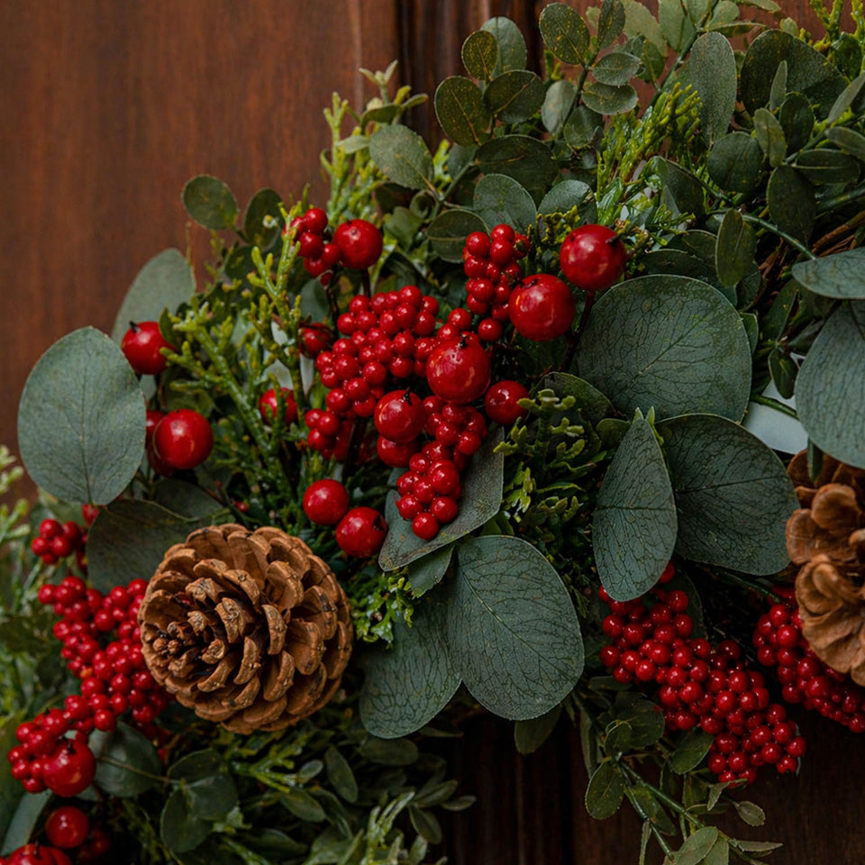 Guirlanda Decorativa Natal Barries e Eucalipto Vermelha / Verde 70cm