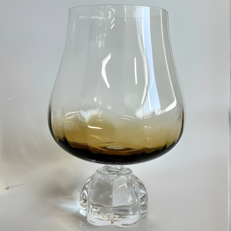 Taça para Vinho Branco Vidro Transparente e Âmbar 600ml
