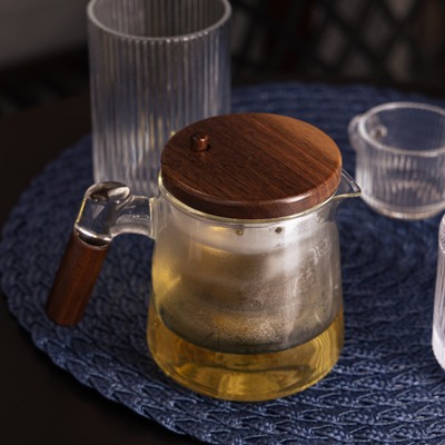 Chaleira Vidro Borossilicato com Botão Infusor Automático 500ml