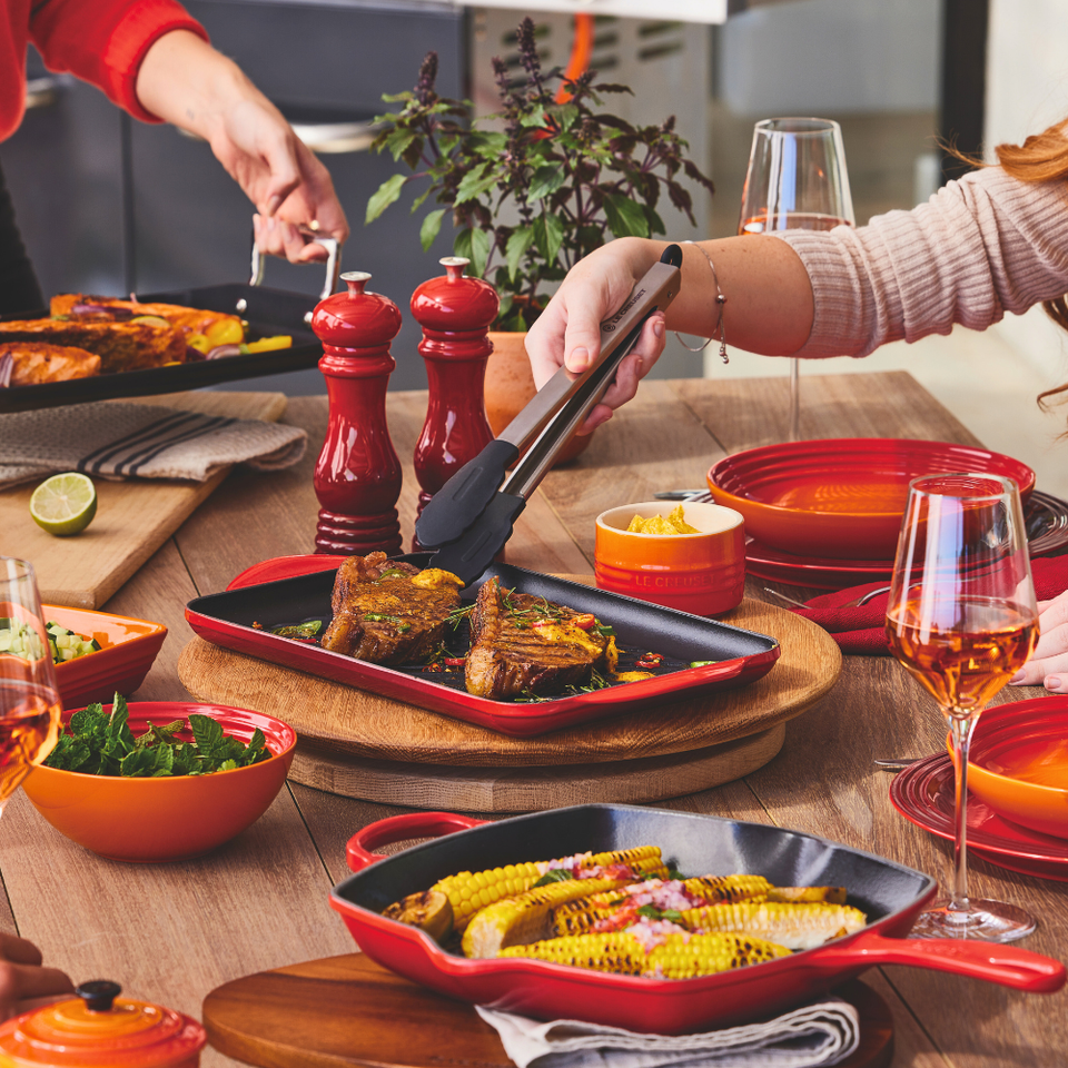 Pinça Aço com Silicone 30cm Matte Black Le Creuset