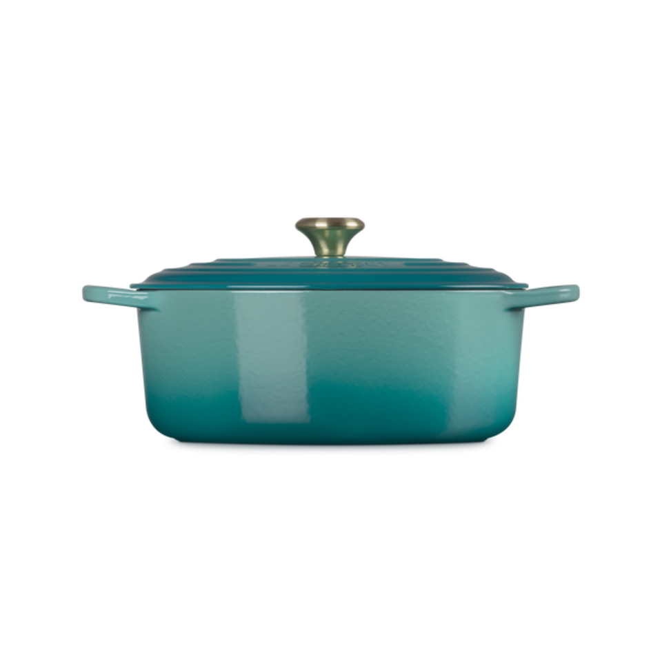 Panela Le Creuset Oval Signature Bleu Riviera com Pegador Dourado 6,3L 31cm