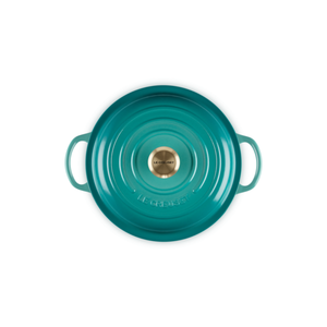 Panela Le Creuset Marmita Signature Bleu Riviera com Pegador Dourado 22cm