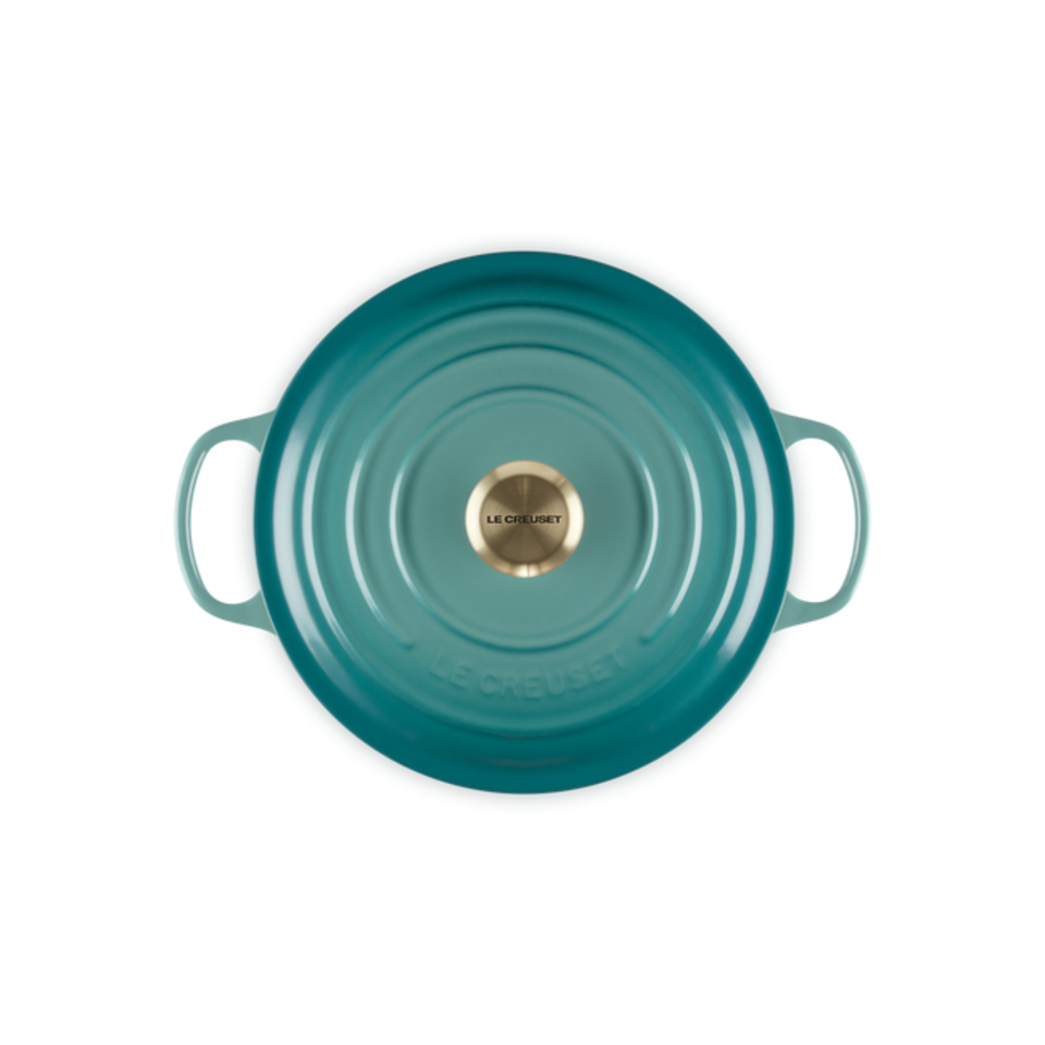 Panela Le Creuset Redonda Signature Bleu Riviera com Pegador Dourado 5,3L 26cm