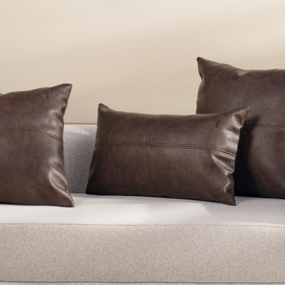 Almofada Silviero 100% Couro Sintético 30x50cm Trussardi