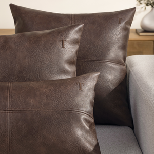 Almofada Silviero 100% Couro Sintético 40x60cm Trussardi