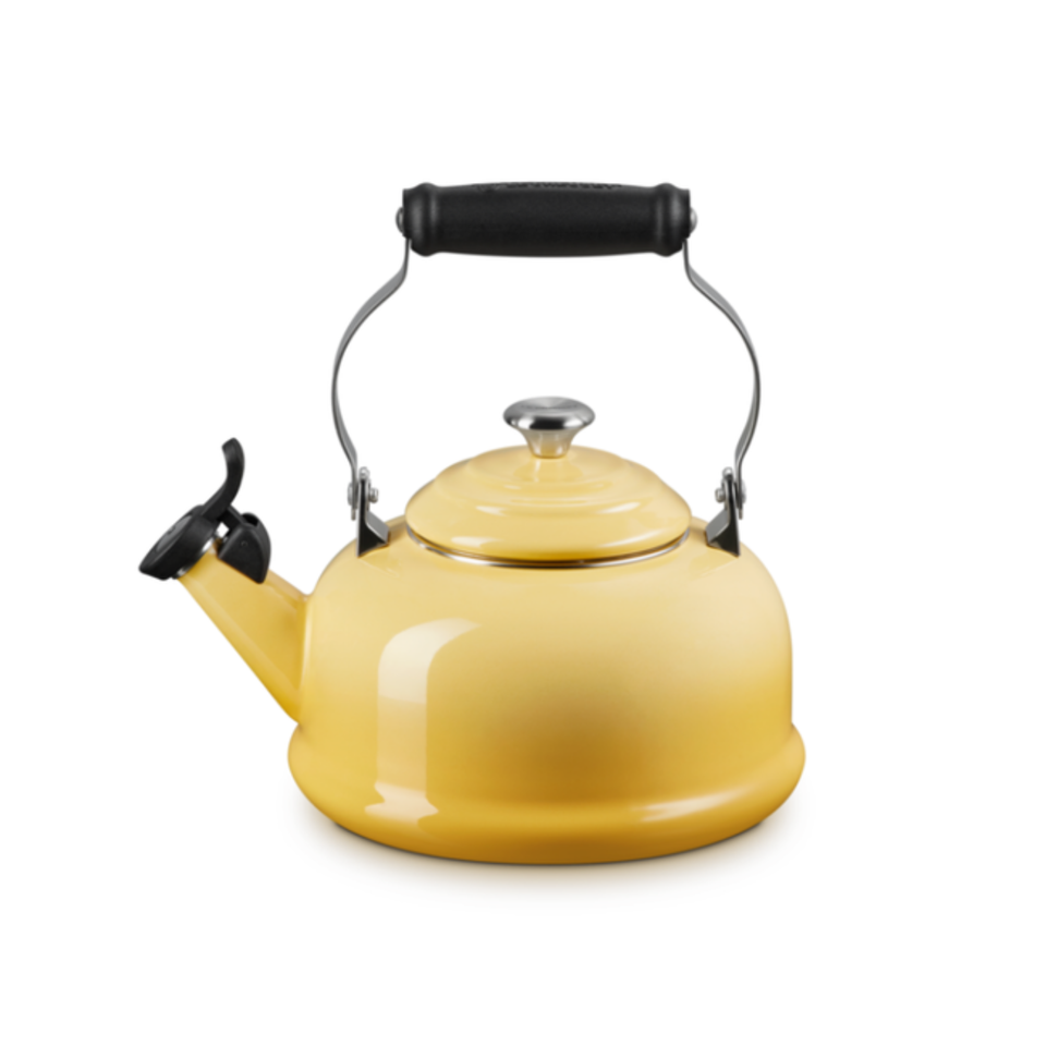Chaleira Tradicional Com Apito 1,6L Camomille Le Creuset
