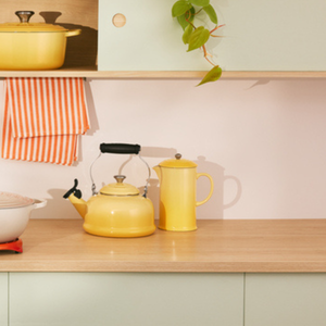 Chaleira Tradicional Com Apito 1,6L Camomille Le Creuset