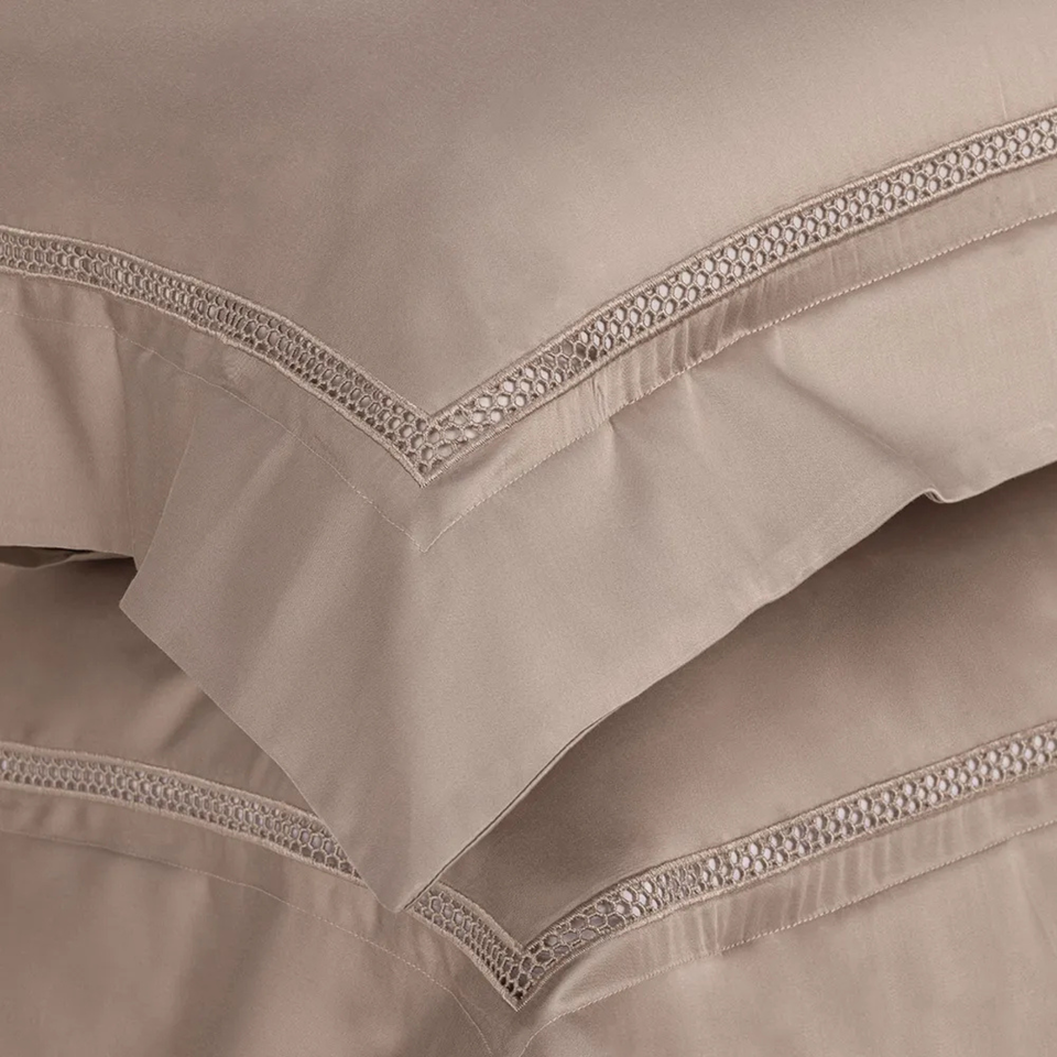 Jogo de Cama King Contessina 4 Pçs 300 Fios Cetim 100% Bambu Nocciola Trussardi